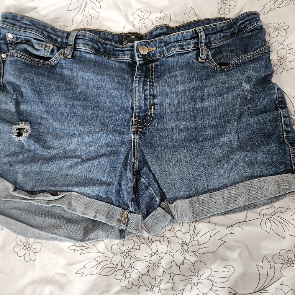 Gap Denim Sexy Boyfriend Jean Shorts